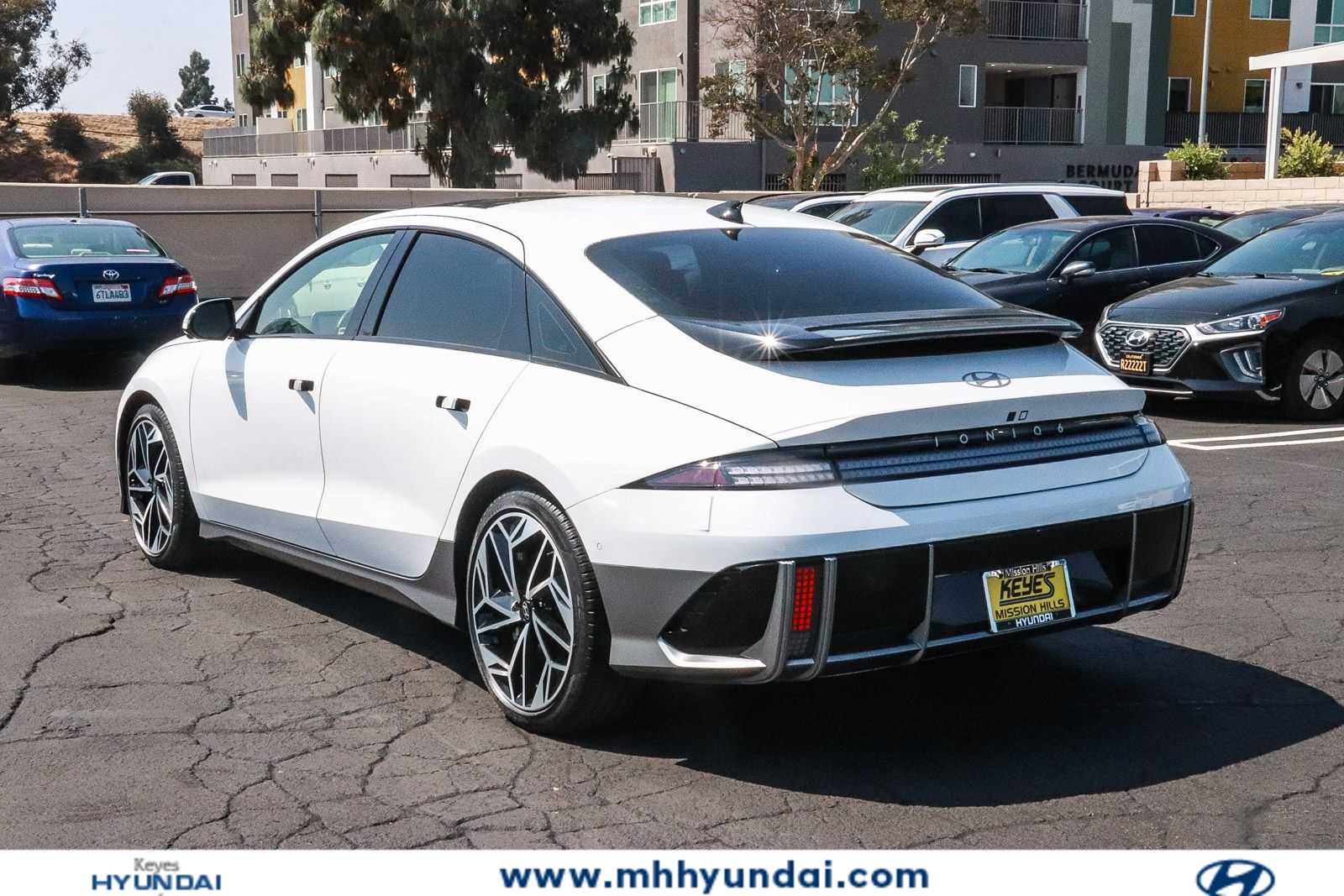 Thumbnail: 2024 Hyundai Ioniq 6 - 2