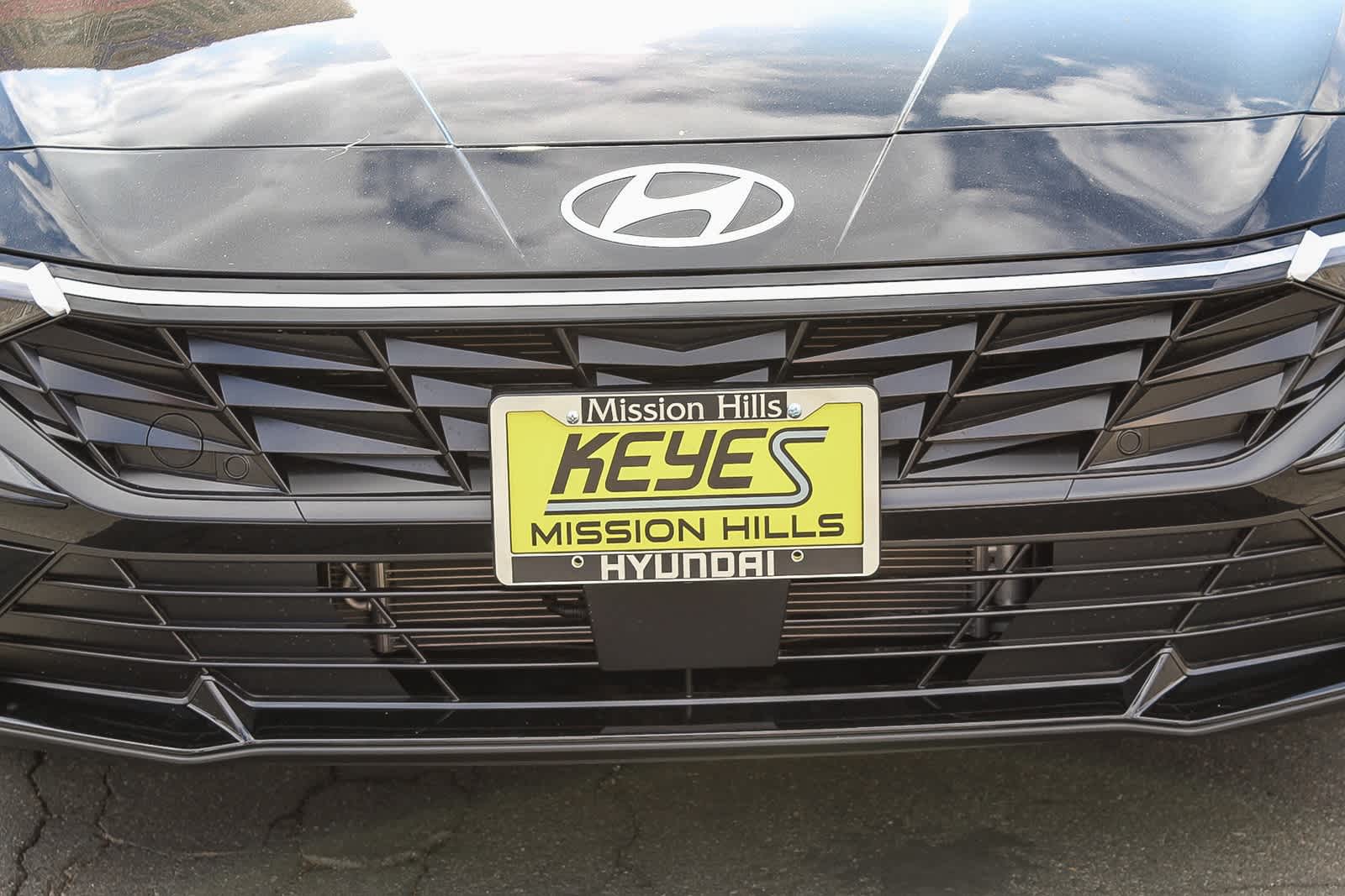 Thumbnail: 2025 Hyundai Elantra - 11