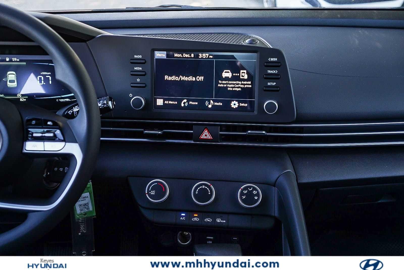 Thumbnail: 2026 Hyundai Elantra - 15