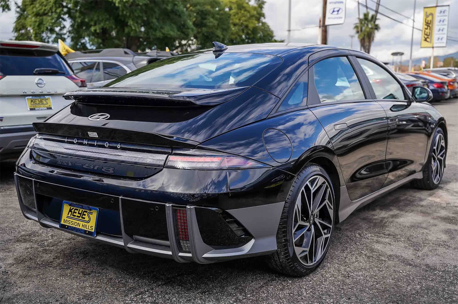 Thumbnail: 2024 Hyundai Ioniq 6 - 10