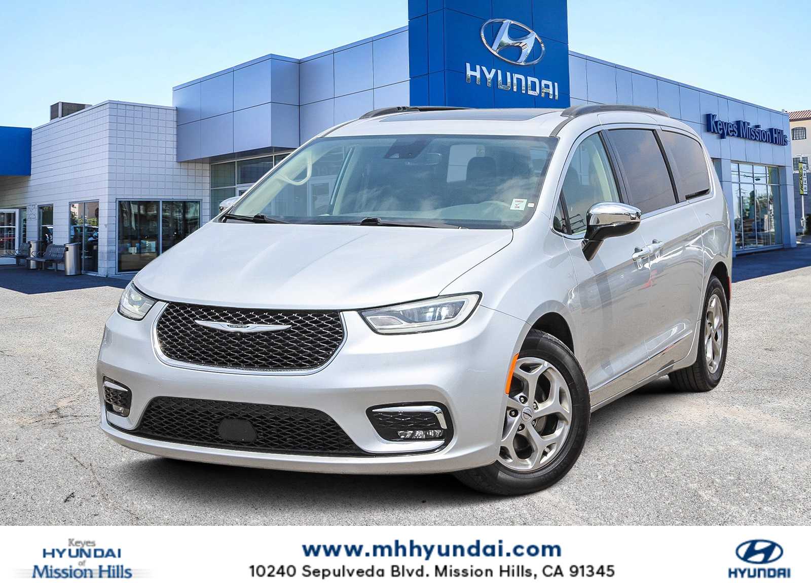 2023 Chrysler Pacifica Limited -
                  Mission Hills, CA