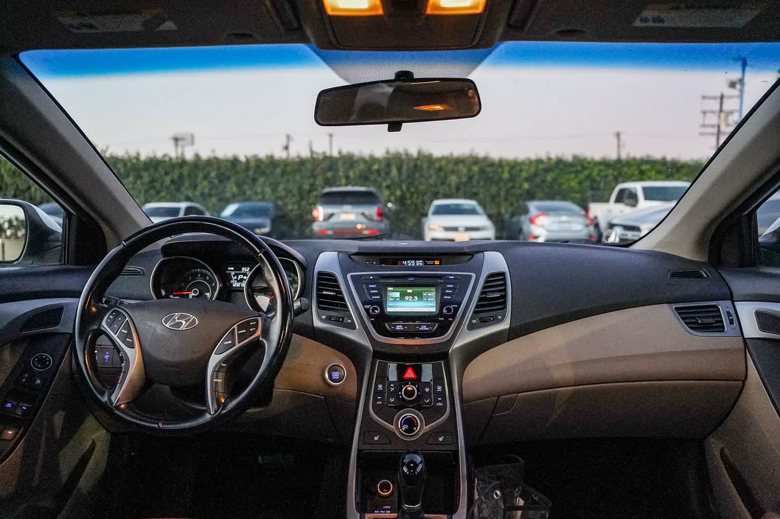 Thumbnail: 2016 Hyundai Elantra - 12