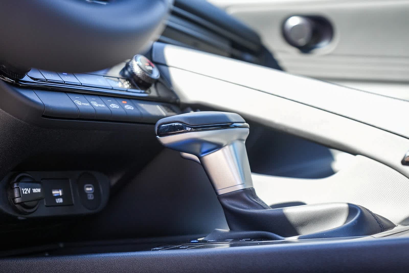 Thumbnail: 2025 Hyundai Elantra - 26