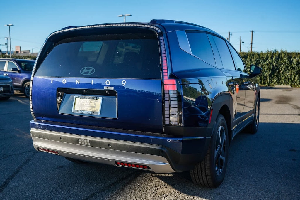 New 2026 Hyundai IONIQ 9 S SUV