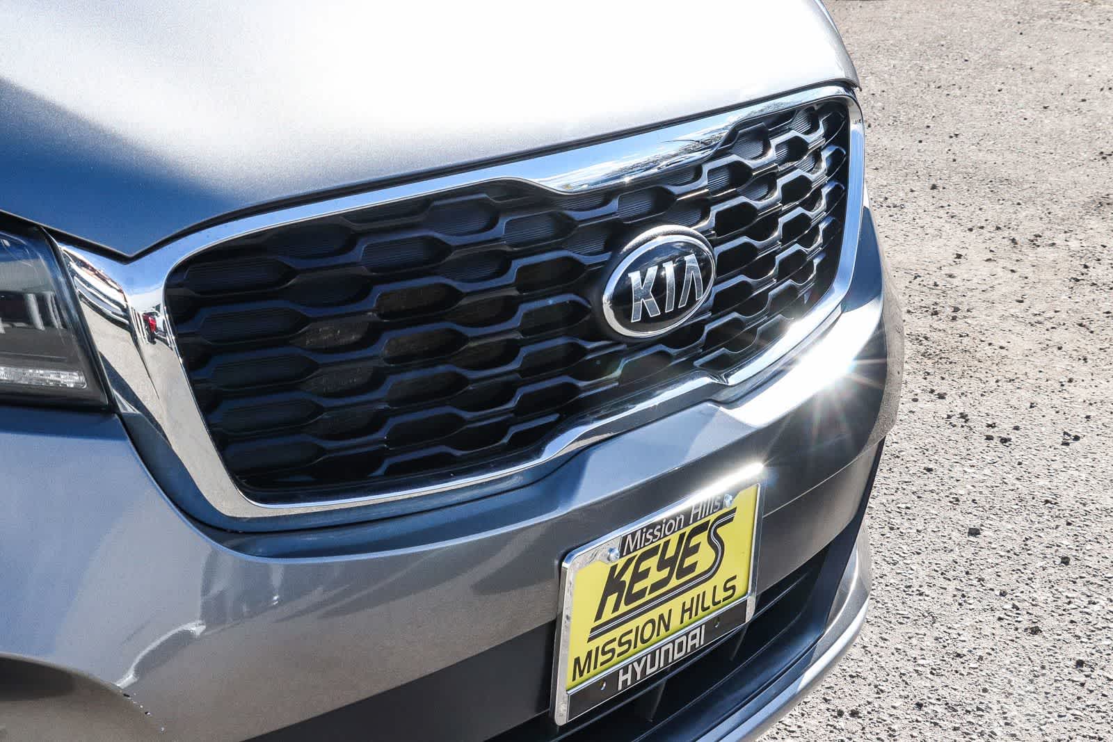 Thumbnail: 2019 Kia Sorento - 8
