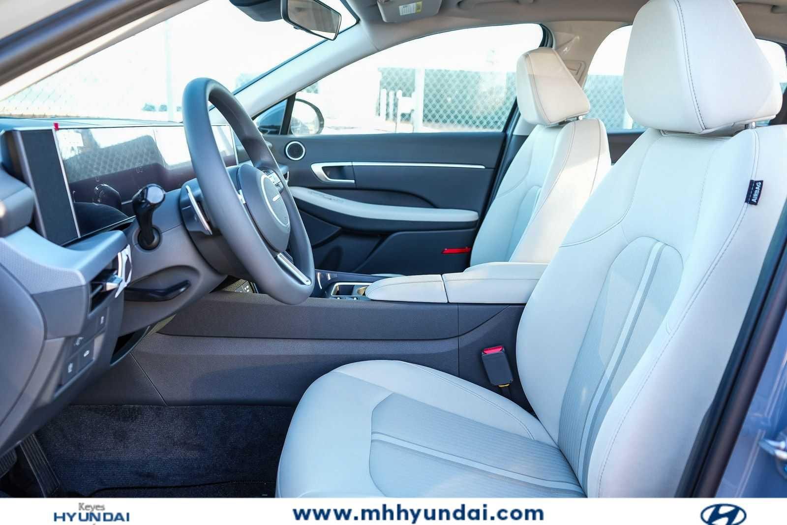 Thumbnail: 2025 Hyundai Sonata - 18
