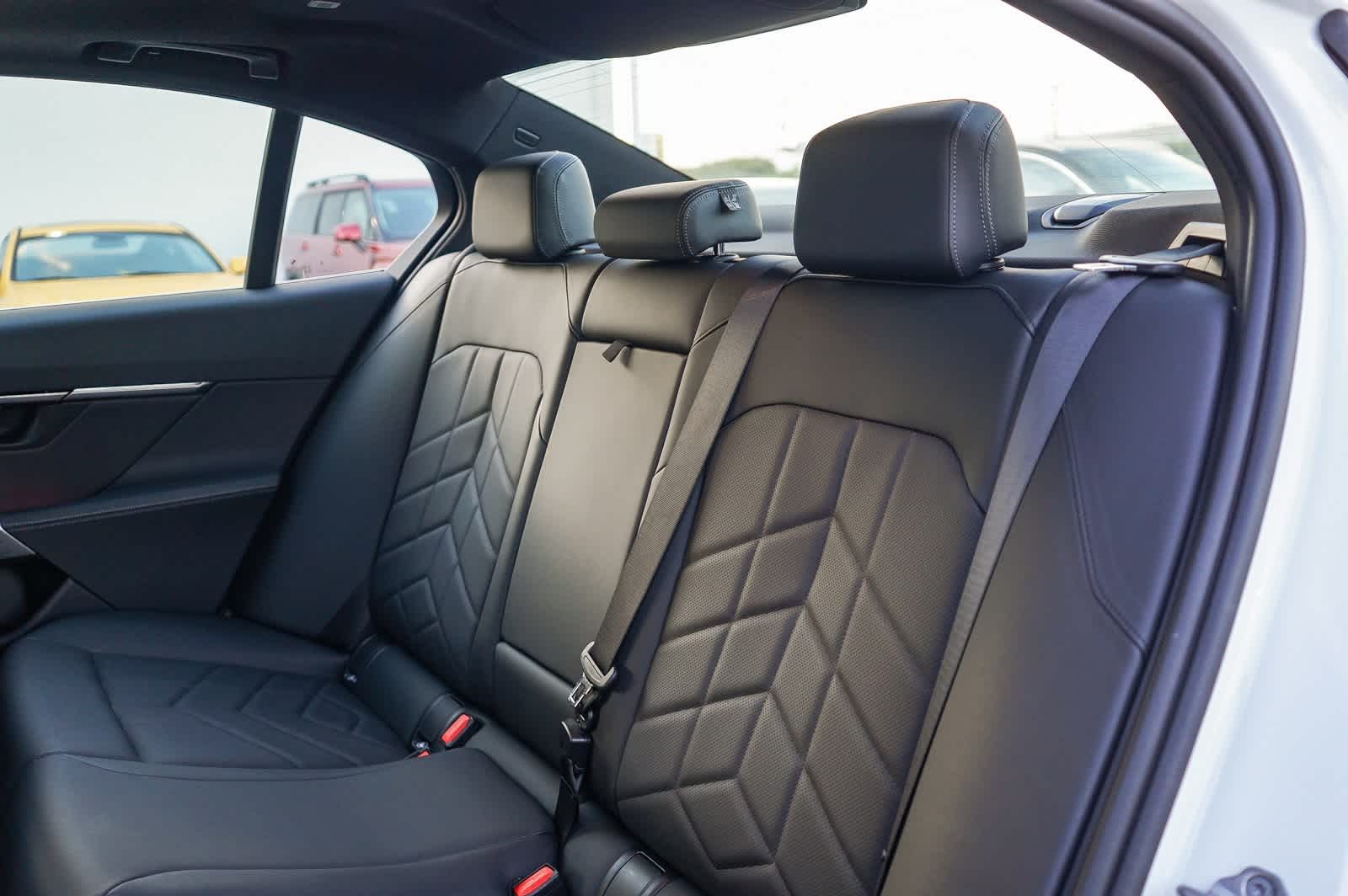 Thumbnail: 2024 BMW 5 Series - 19