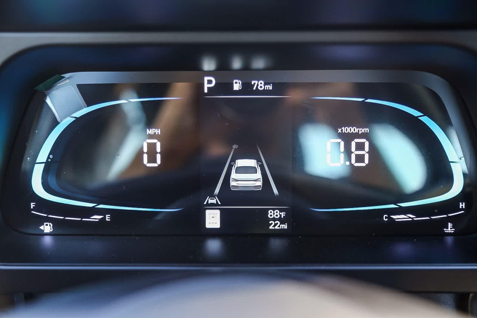 Thumbnail: 2025 Hyundai Elantra - 25