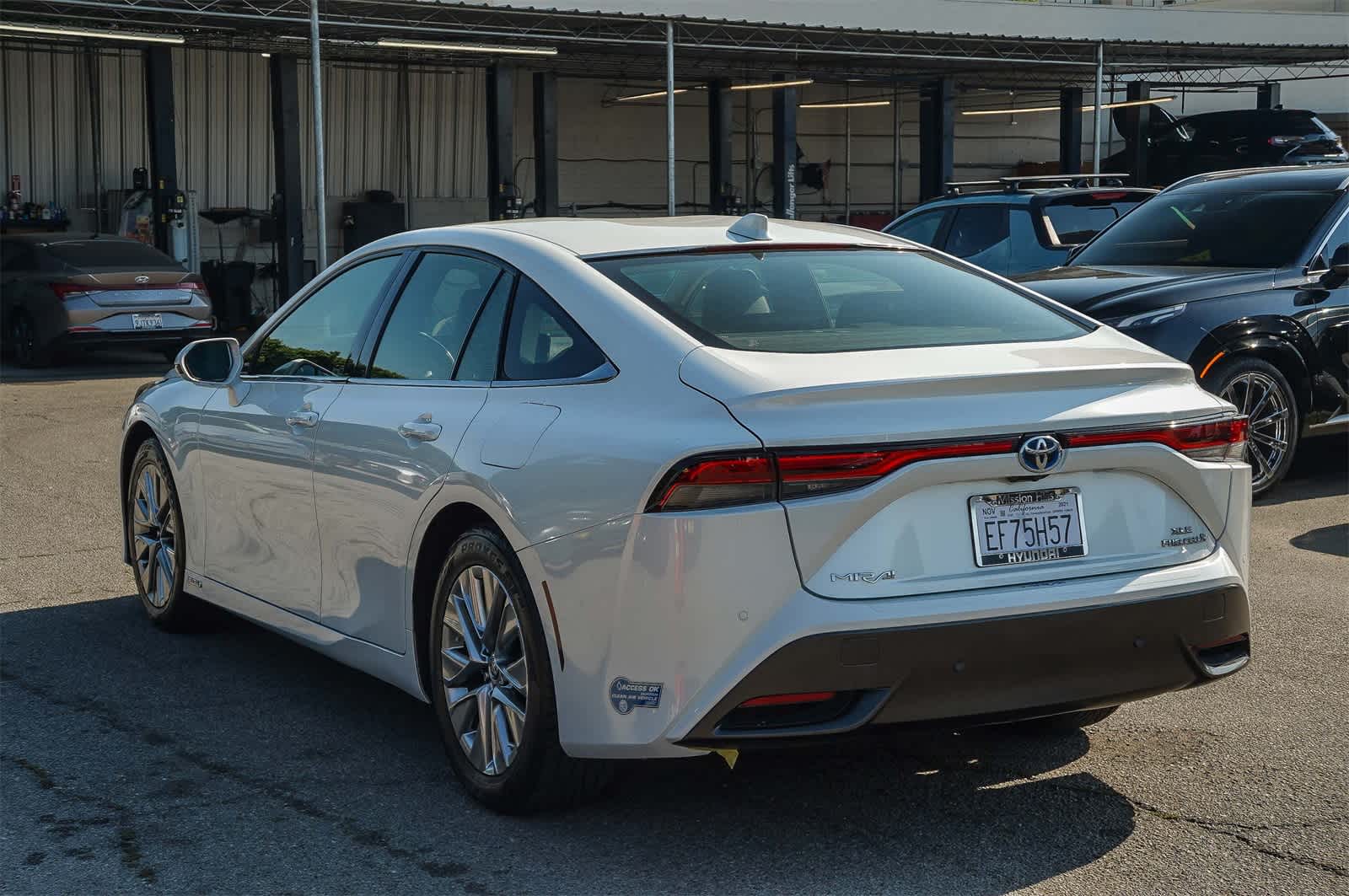Thumbnail: 2021 Toyota Mirai - 6
