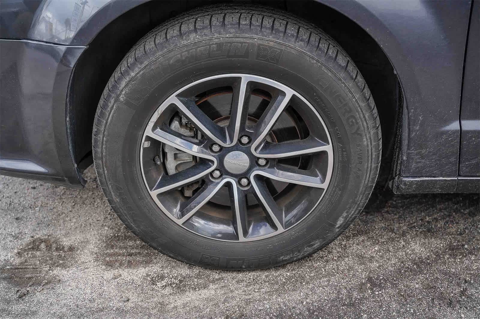 Thumbnail: 2018 Dodge Grand Caravan - 6