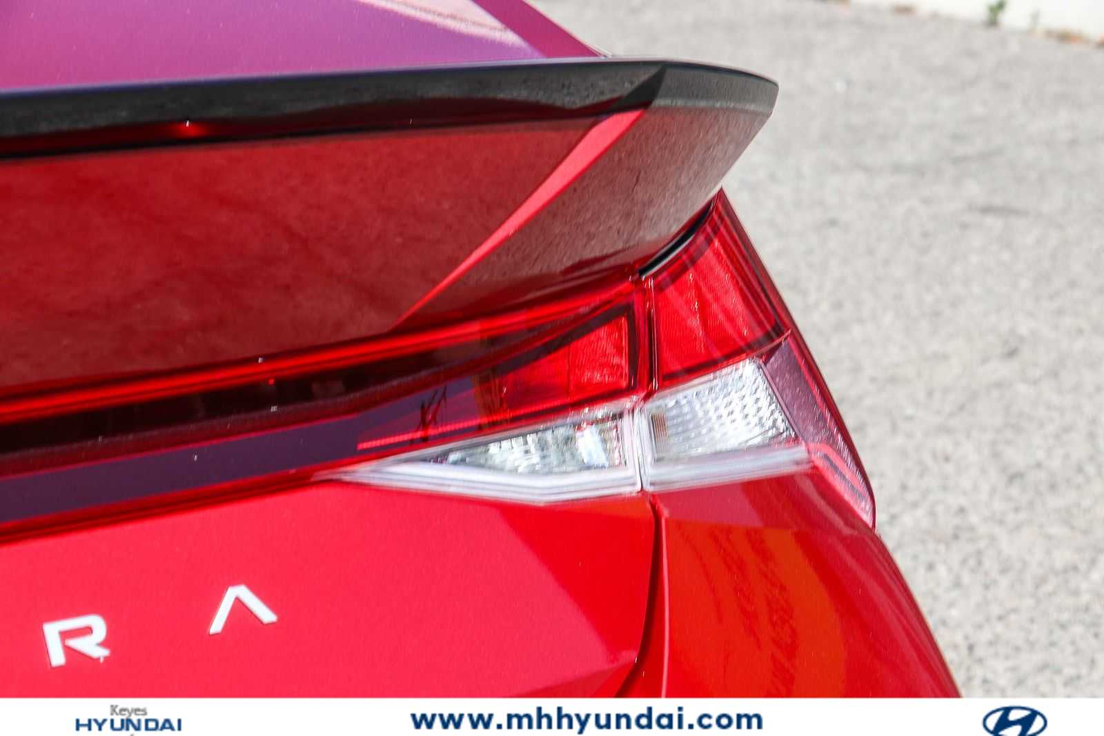 Thumbnail: 2025 Hyundai Elantra - 9