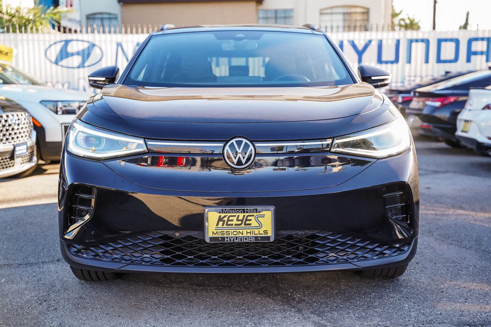 Thumbnail: 2023 Volkswagen ID.4 - 2