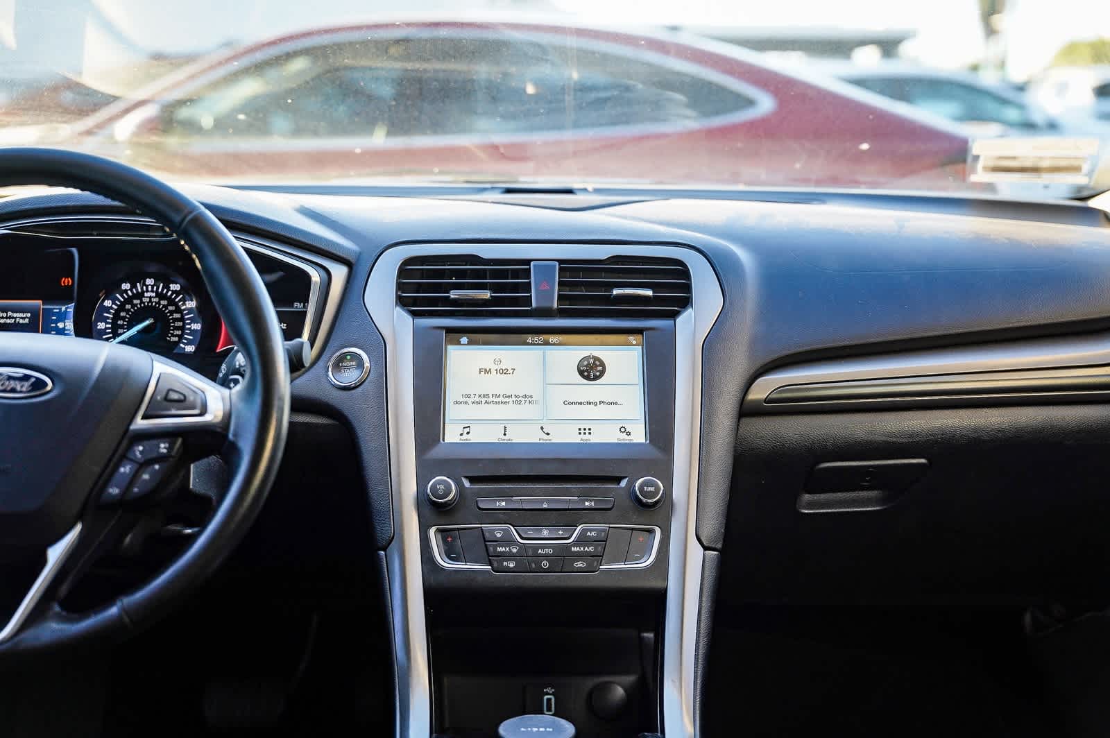 Thumbnail: 2017 Ford Fusion - 9