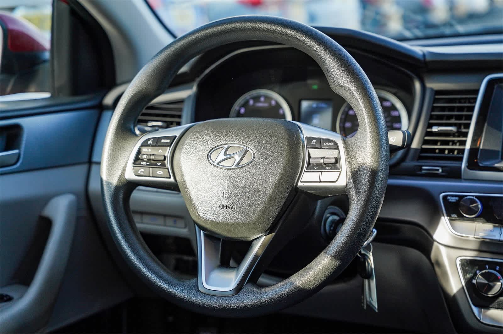 Thumbnail: 2019 Hyundai Sonata - 15