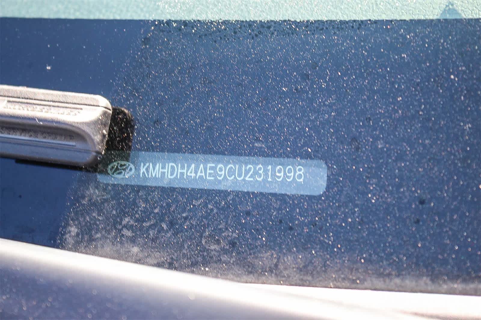 Thumbnail: 2012 Hyundai Elantra - 22