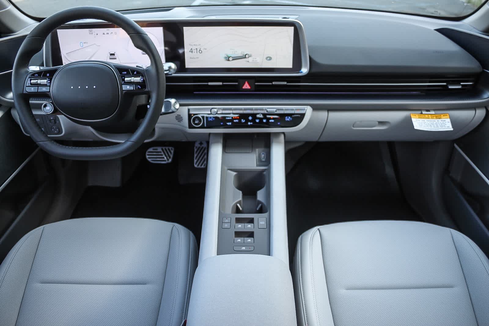 2025 Hyundai Ioniq 6 Limited 14