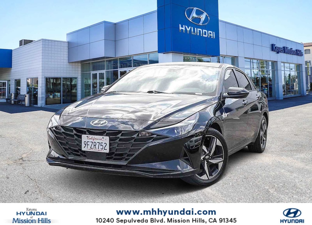 Used 2023 Hyundai Elantra SEL Sedan