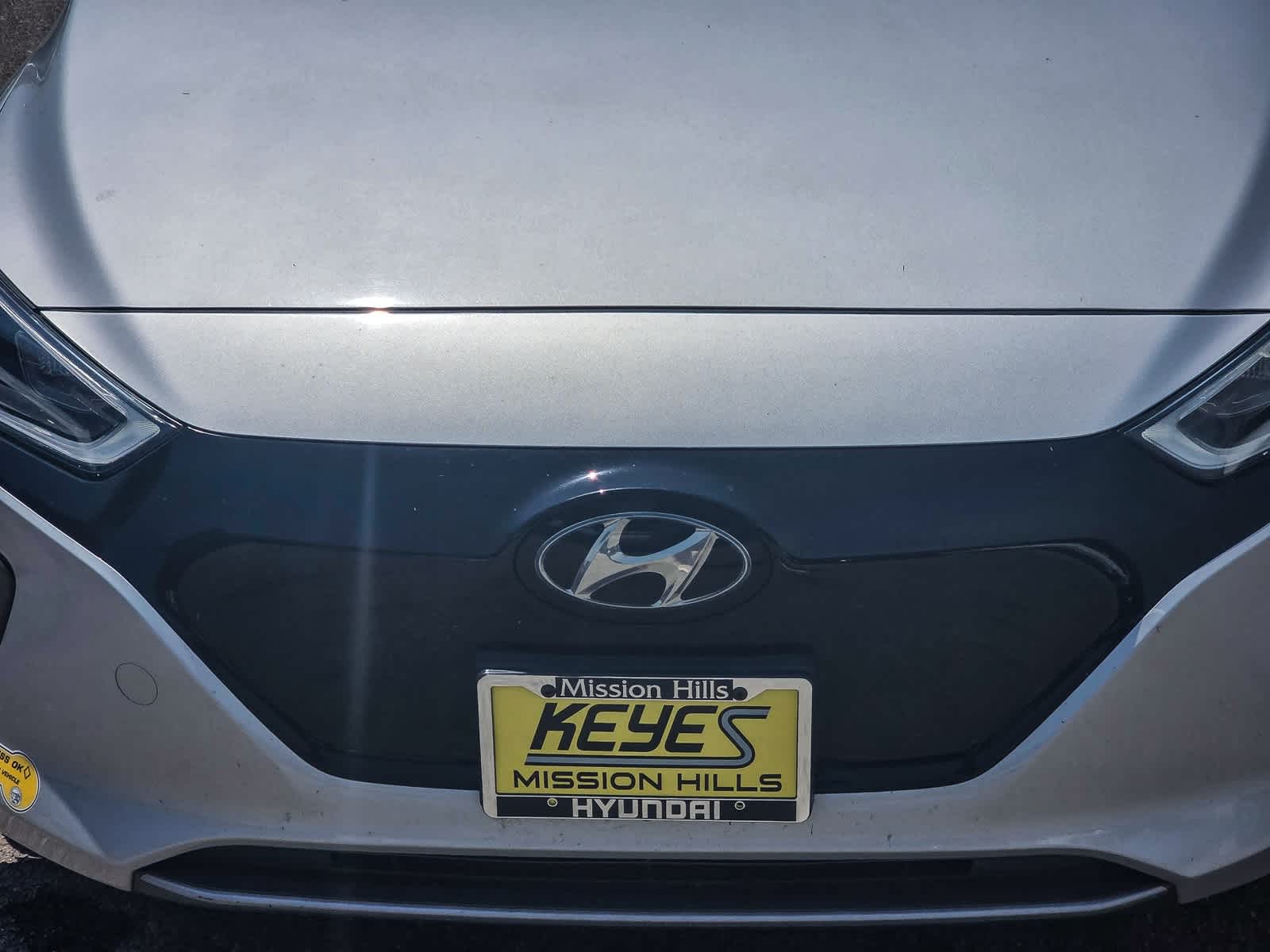 Thumbnail: 2019 Hyundai Ioniq - 11