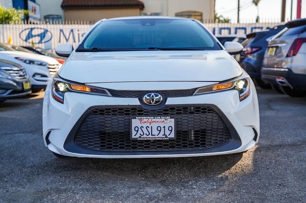 Used 2022 Toyota Corolla LE Sedan
