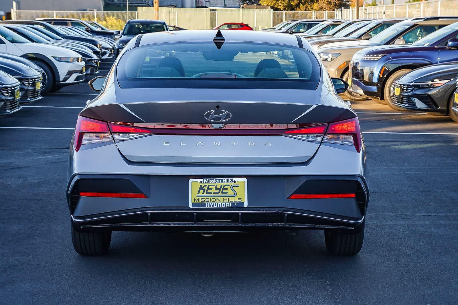 Thumbnail: 2026 Hyundai Elantra - 5