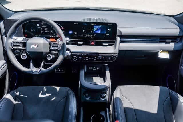 Thumbnail: 2025 Hyundai Ioniq 5 - 11