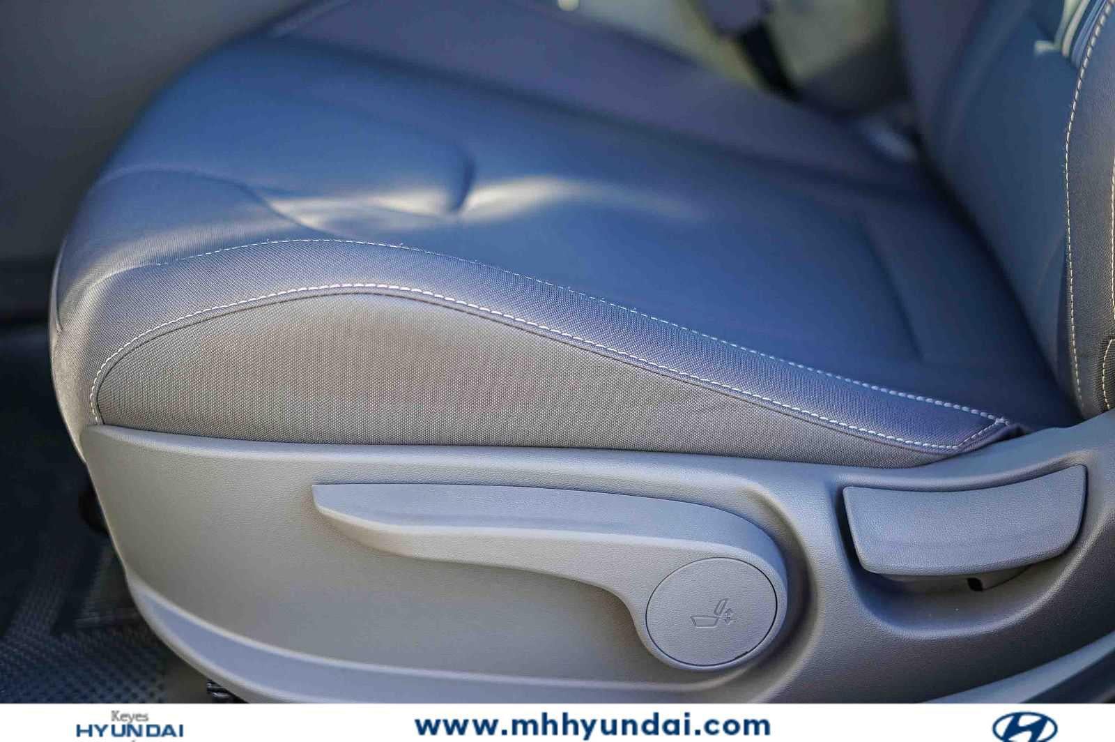 Thumbnail: 2026 Hyundai Elantra - 24