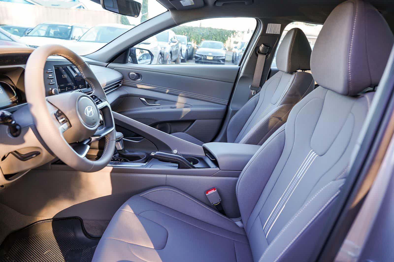 Thumbnail: 2026 Hyundai Elantra - 20