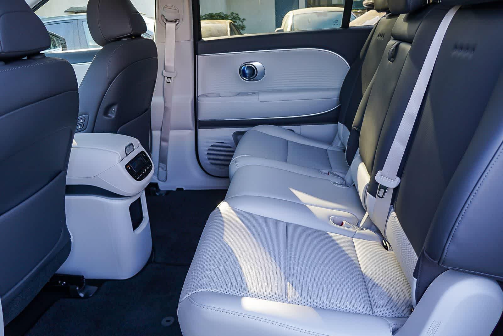 Thumbnail: 2026 Hyundai Ioniq - 22