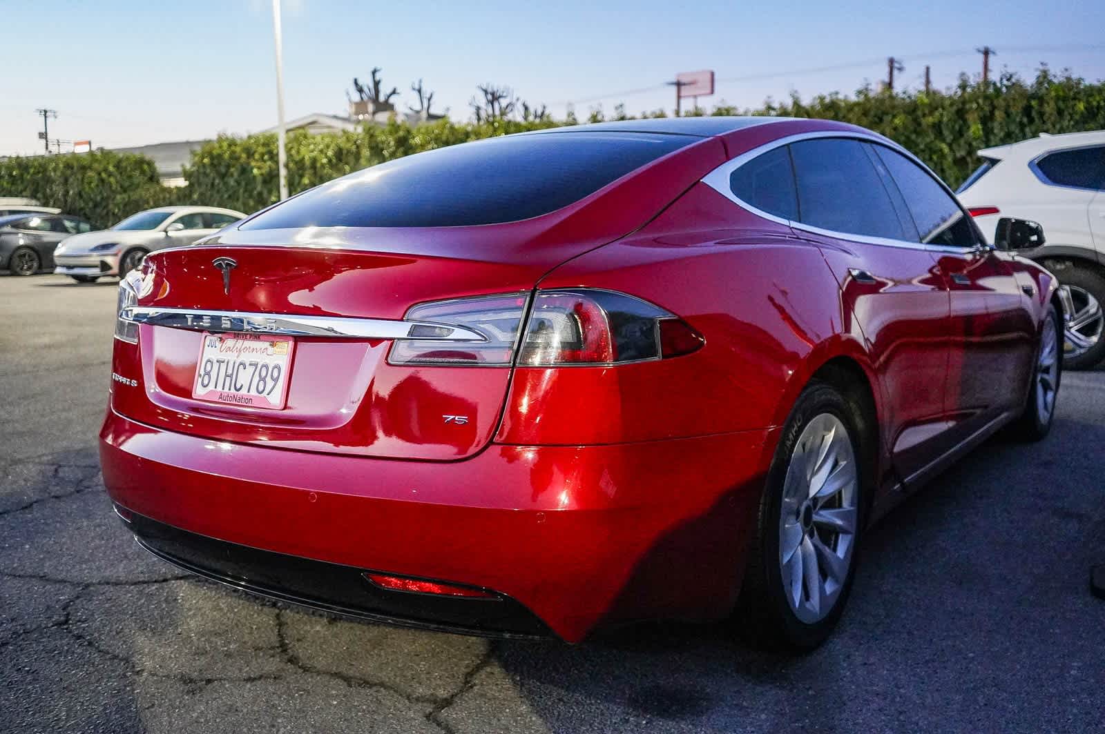 Thumbnail: 2017 Tesla Model S - 8