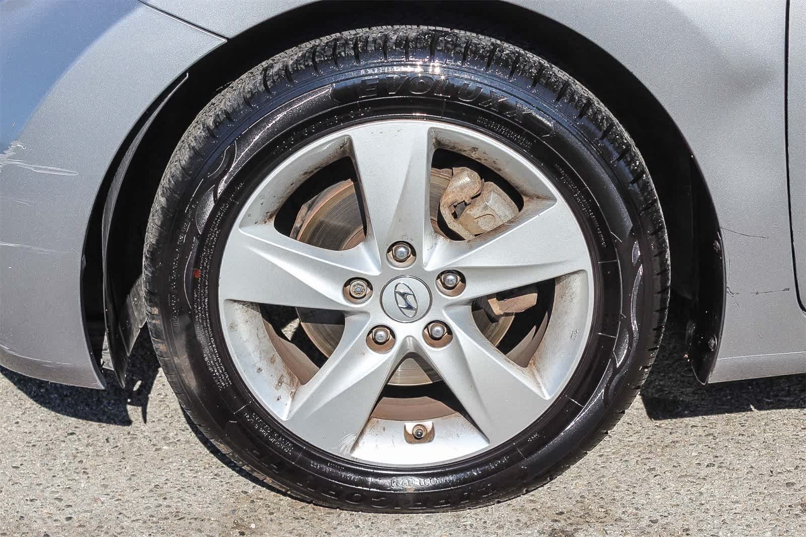 Thumbnail: 2012 Hyundai Elantra - 9