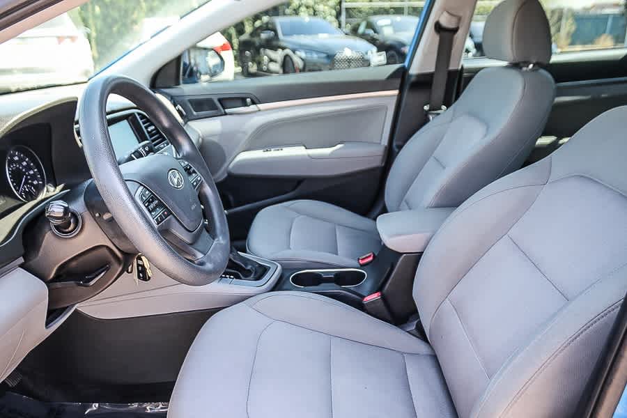 Thumbnail: 2017 Hyundai Elantra - 14