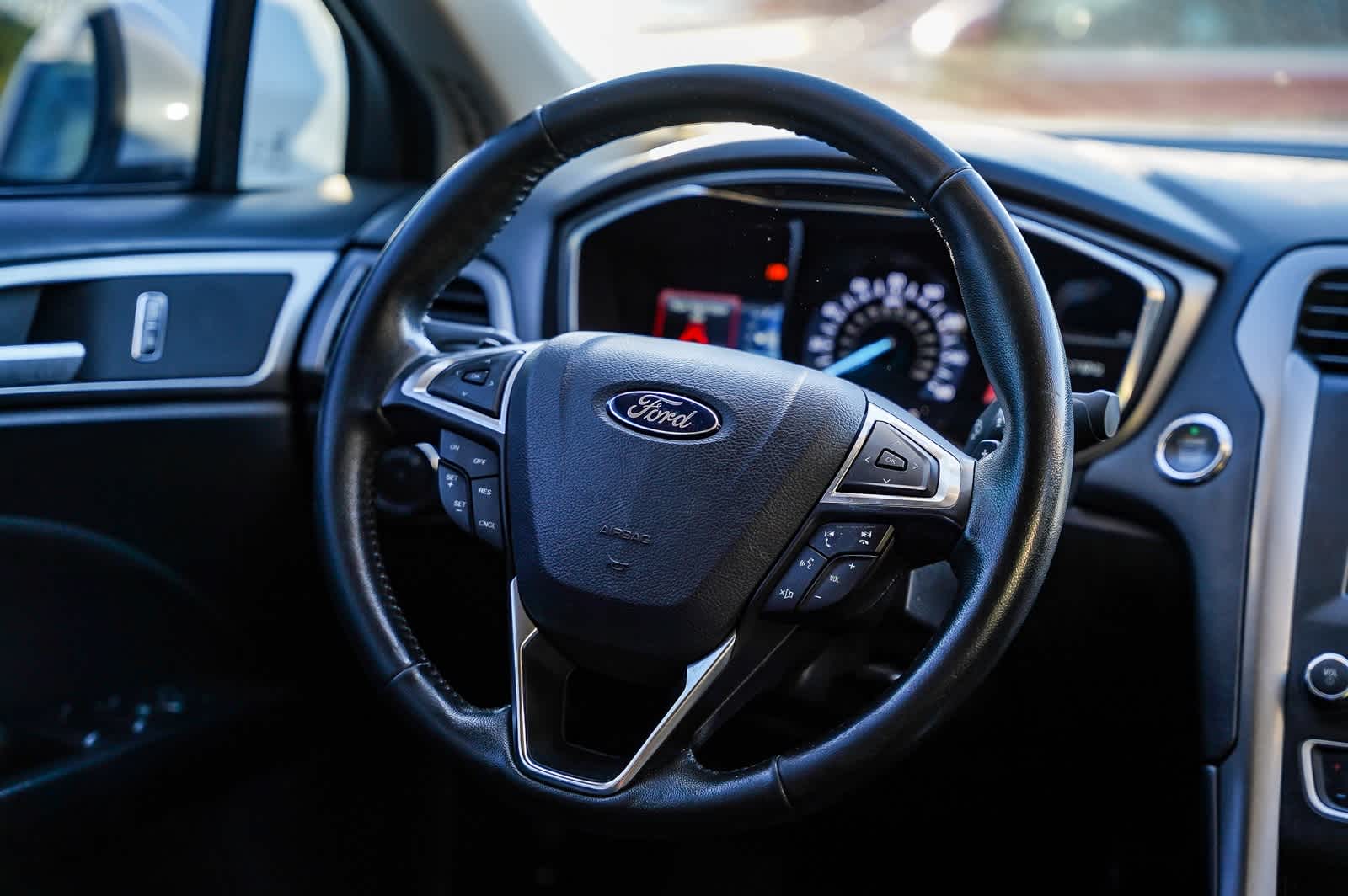 Thumbnail: 2017 Ford Fusion - 11