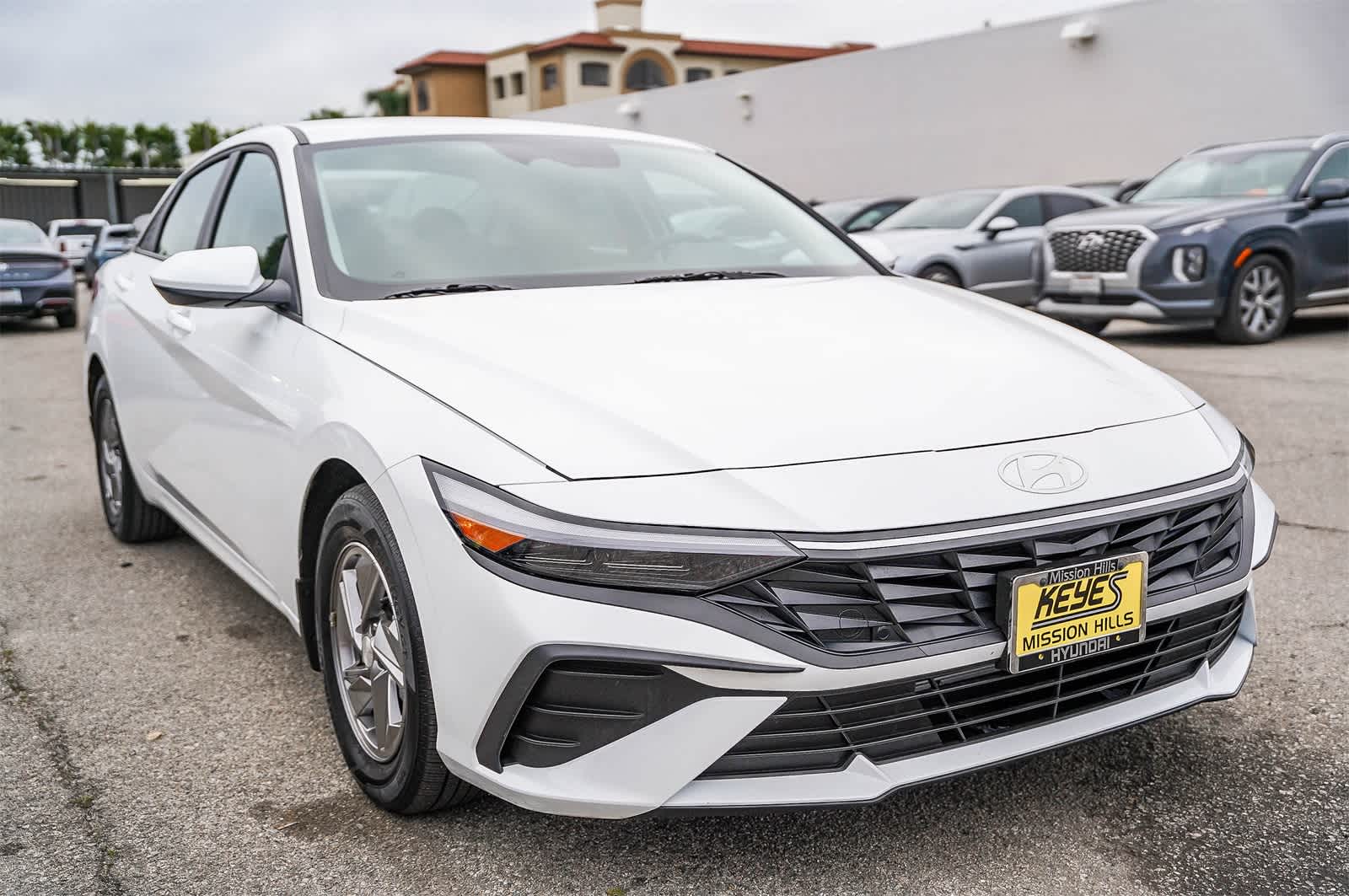 Thumbnail: 2025 Hyundai Elantra - 3