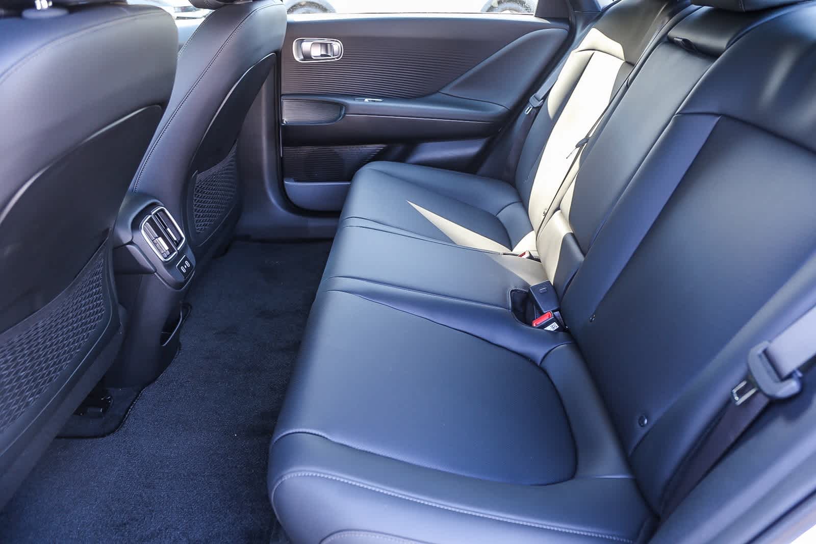 Thumbnail: 2025 Hyundai Ioniq 6 - 20