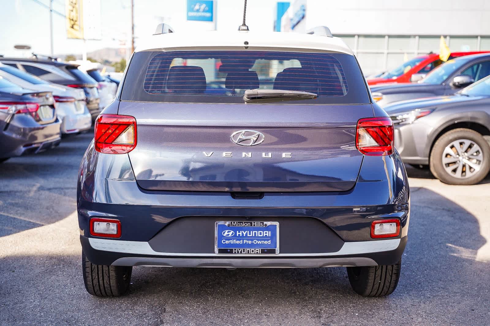 Thumbnail: 2023 Hyundai Venue - 7