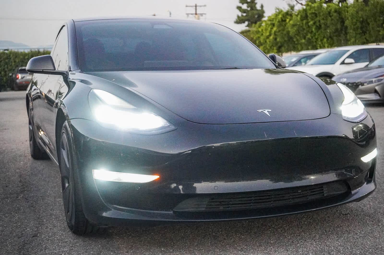 Thumbnail: 2022 Tesla Model 3 - 3