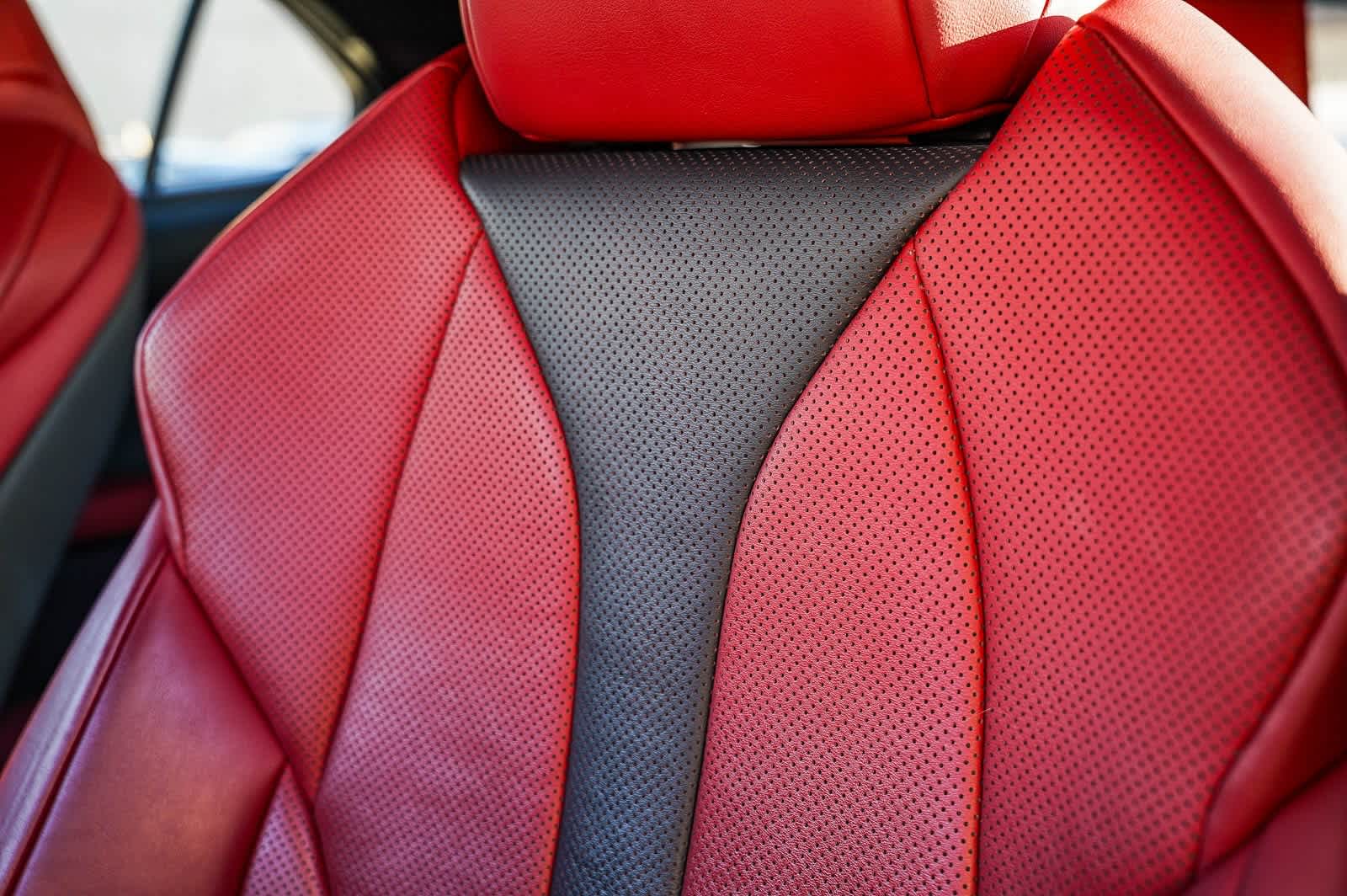 Thumbnail: 2021 Lexus UX - 24