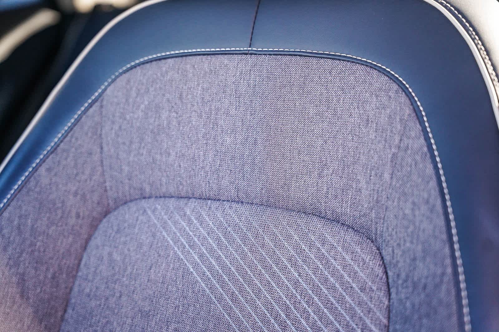 Thumbnail: 2023 Hyundai Venue - 25