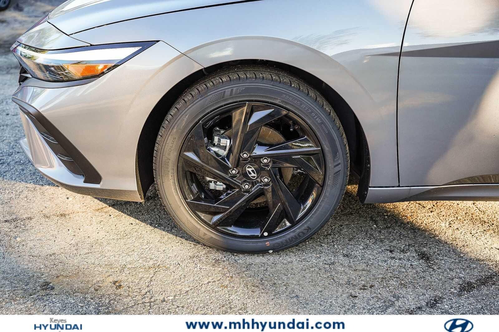 Thumbnail: 2026 Hyundai Elantra - 6