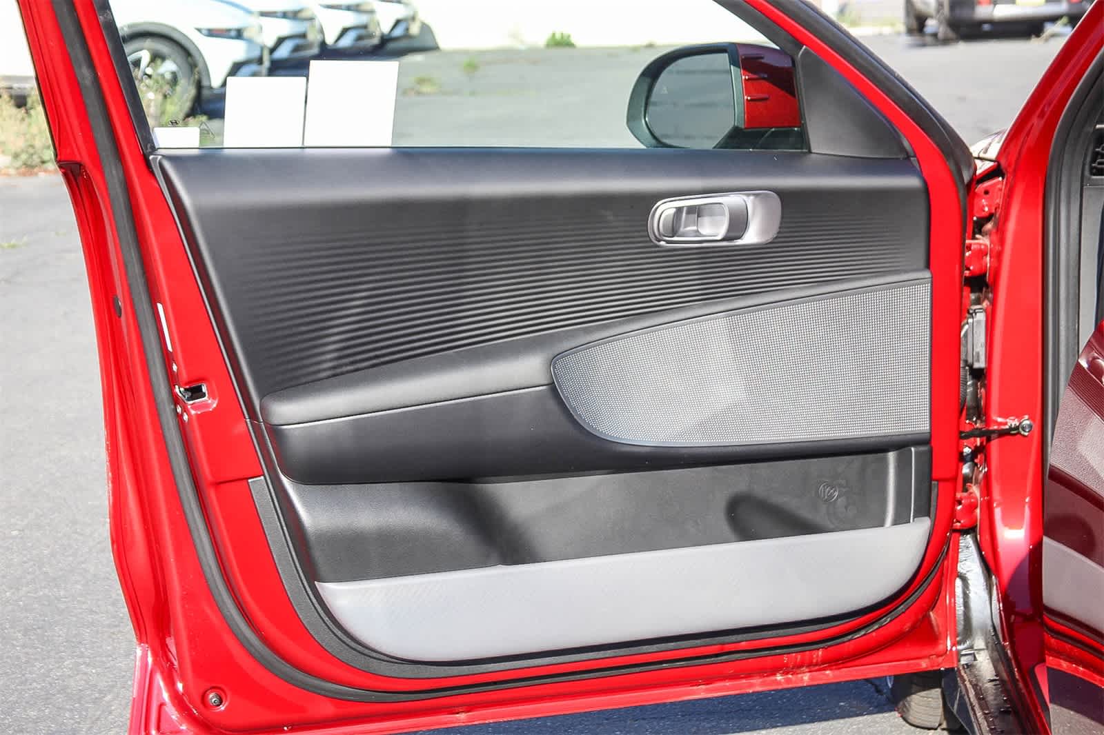 Thumbnail: 2025 Hyundai Ioniq 6 - 22