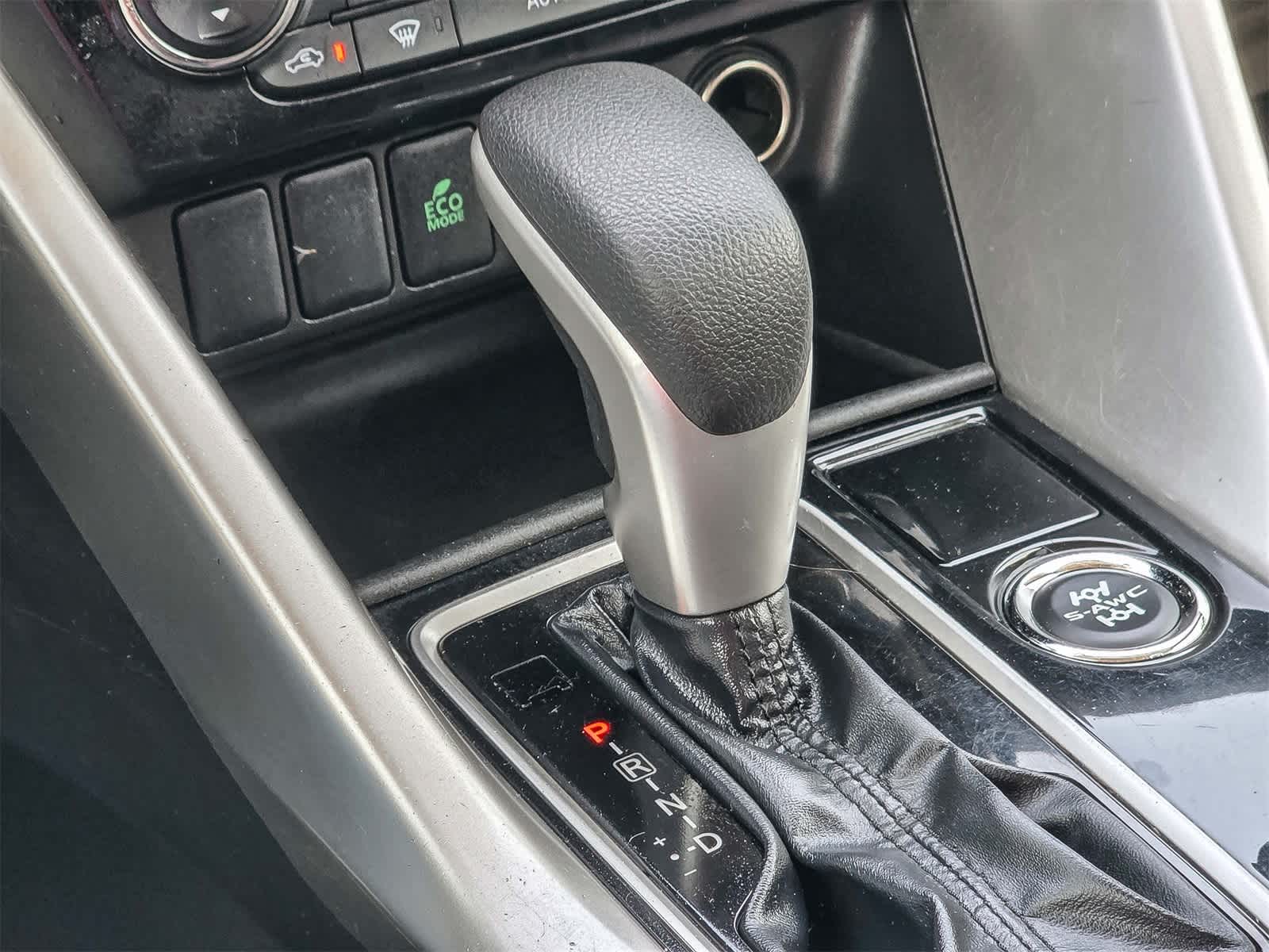 Thumbnail: 2019 Mitsubishi Eclipse Cross - 18