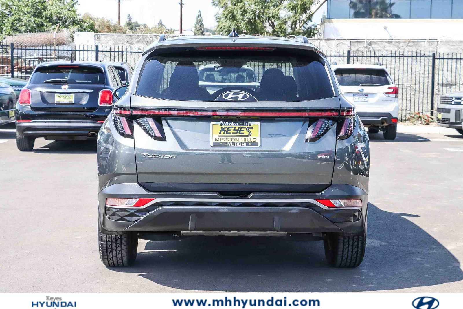 Thumbnail: 2022 Hyundai Tucson - 3