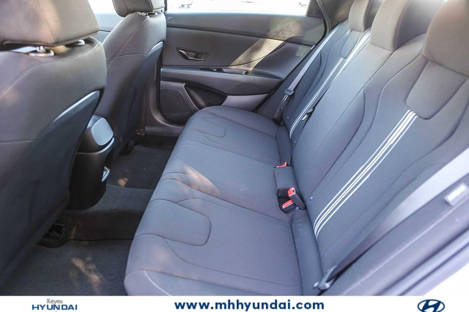 Thumbnail: 2026 Hyundai Elantra - 20