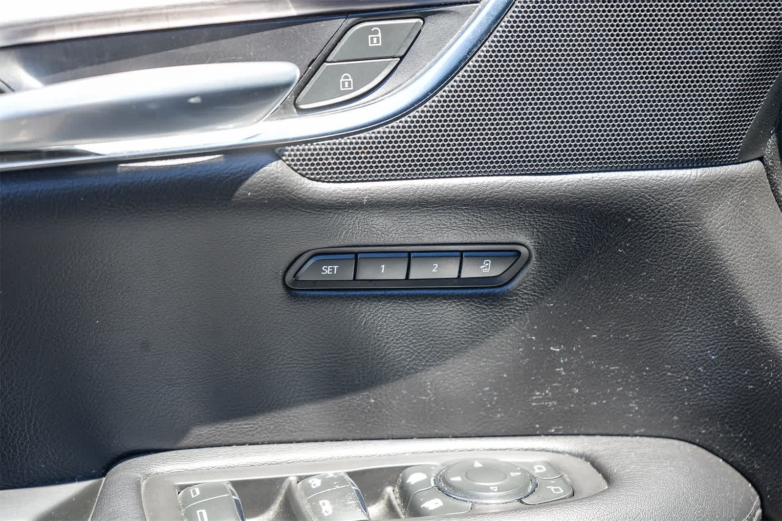 Thumbnail: 2019 Cadillac XT5 - 29