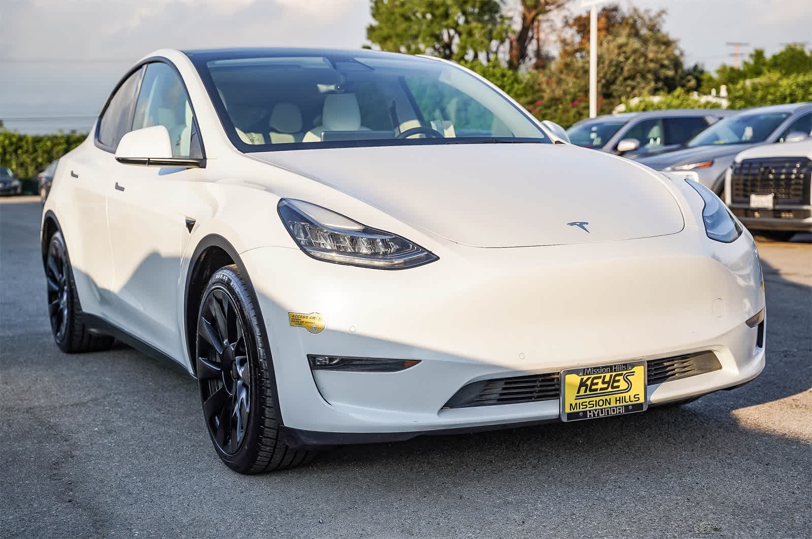 Thumbnail: 2022 Tesla Model Y - 3