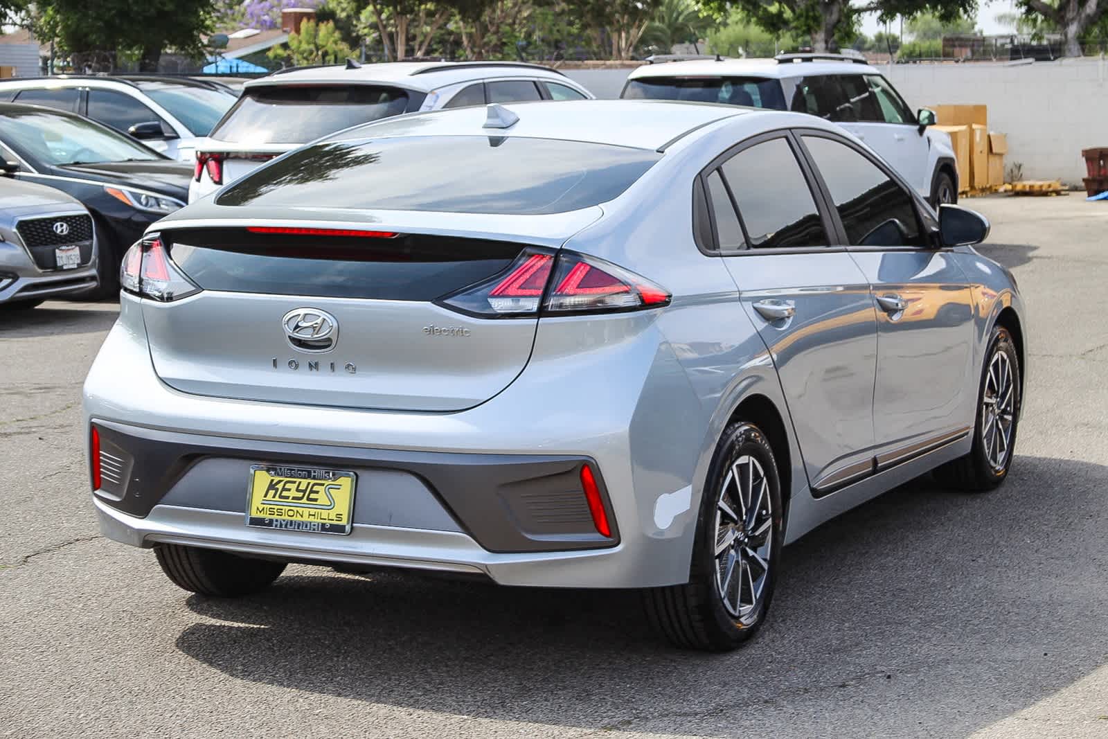 Thumbnail: 2021 Hyundai Ioniq - 4