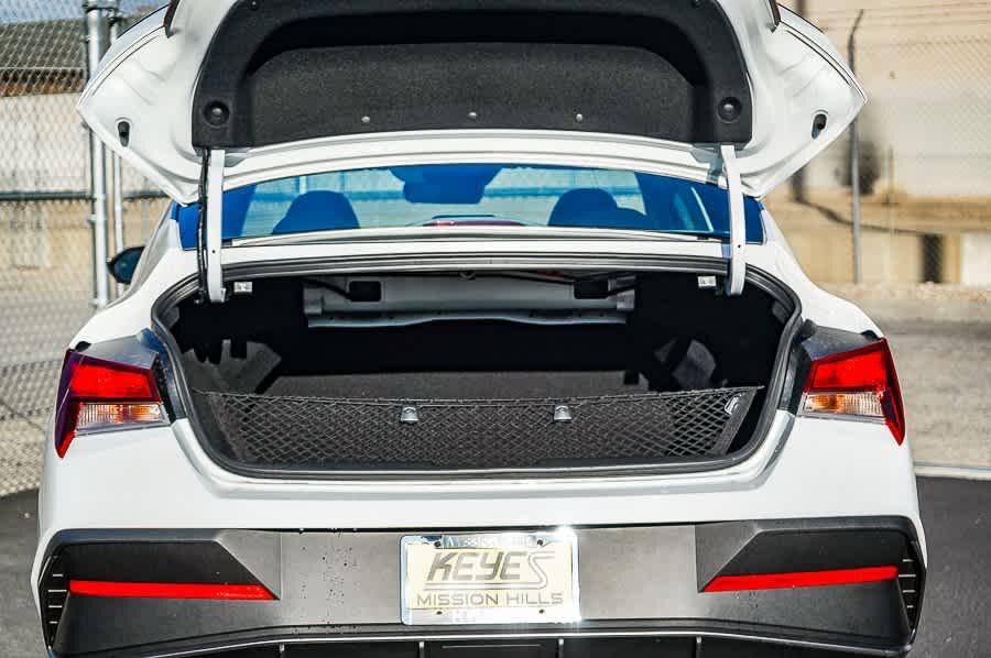 Thumbnail: 2025 Hyundai Elantra - 24