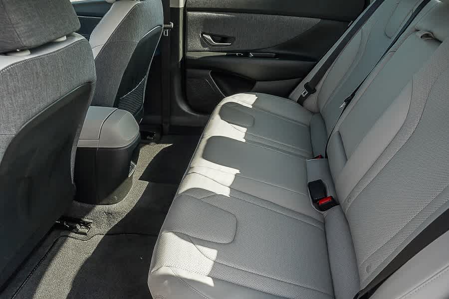 Thumbnail: 2025 Hyundai Elantra - 26