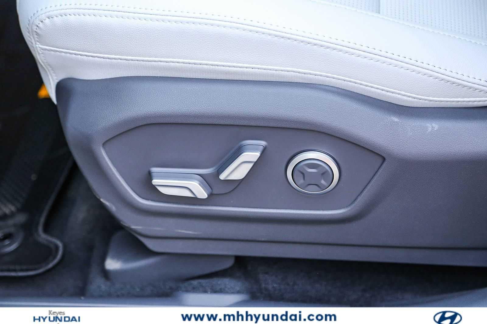 Thumbnail: 2026 Hyundai Santa Fe - 20