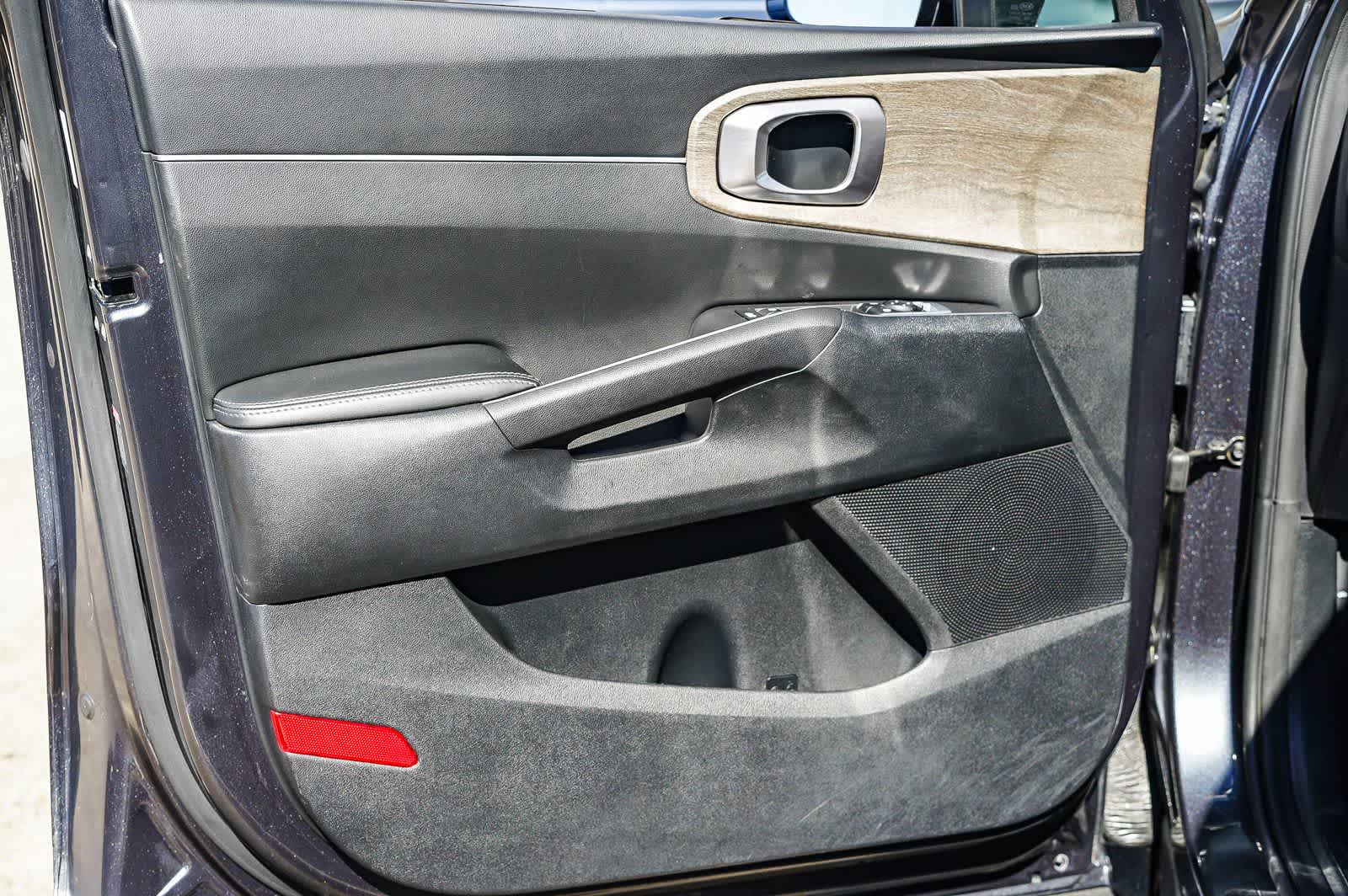 Thumbnail: 2021 Kia Sorento - 21